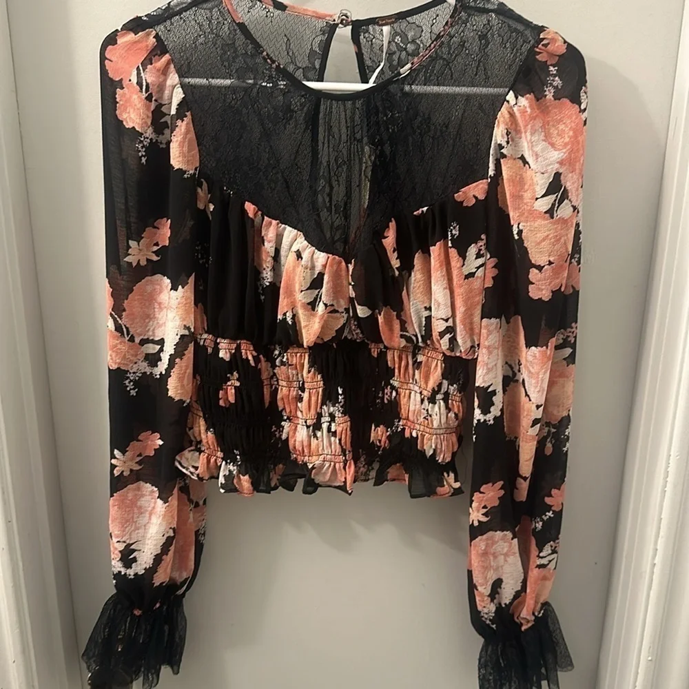 NWT 🎉🎉Host Pick‼️FREE PEOPLE DAPHNE FLORAL BLOUSE MIDNIGHT COMBO - Picture 8 of 15